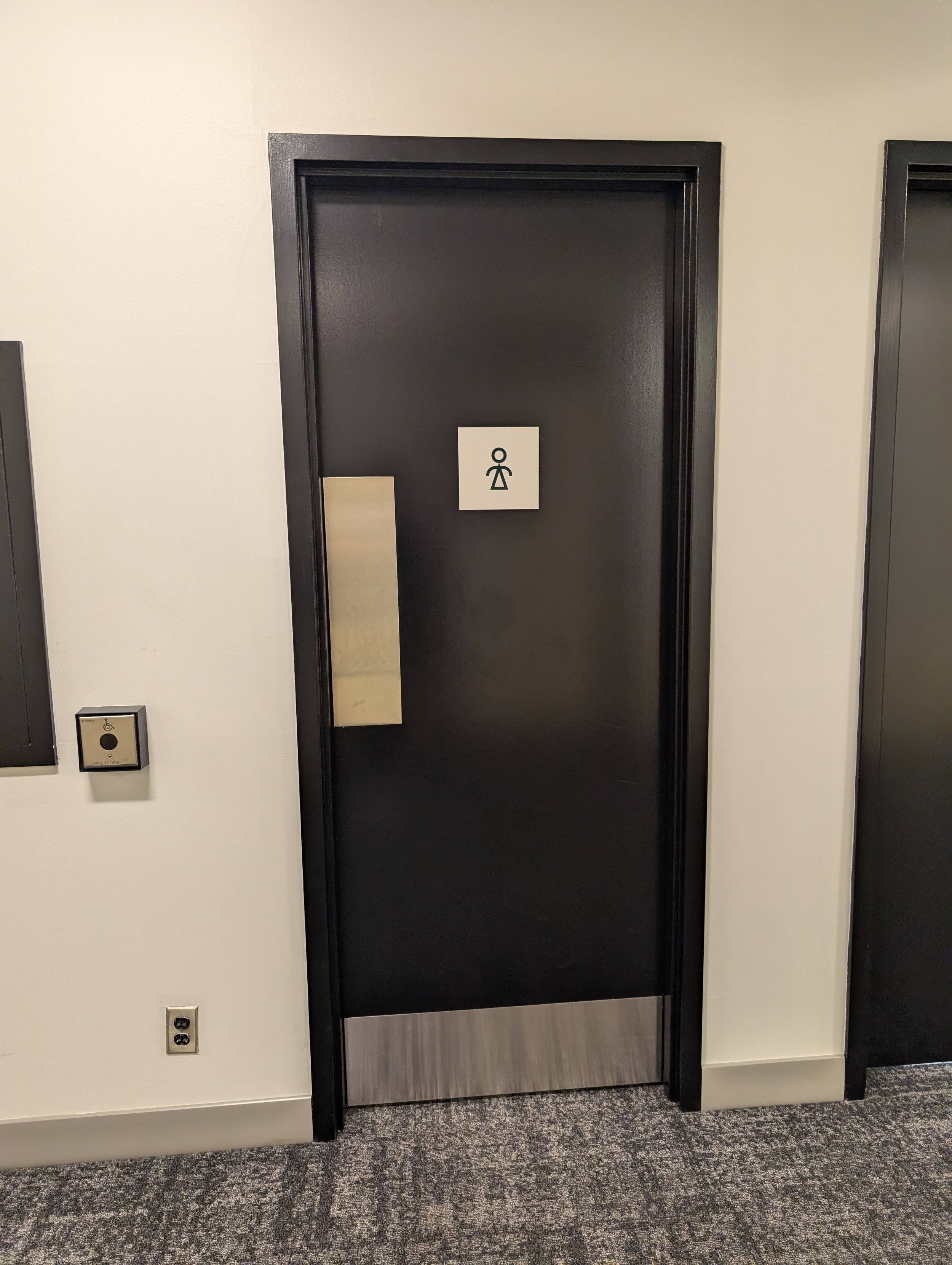 10th floor women's washroom