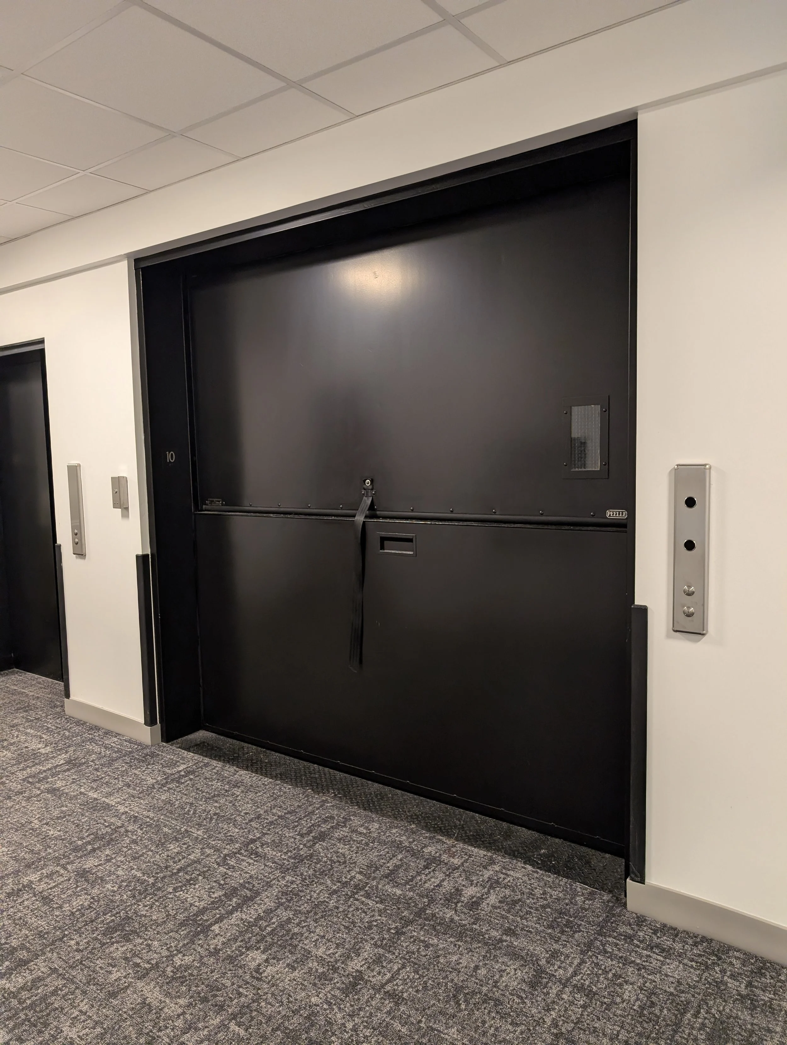 Freight elevator with 10th floor access