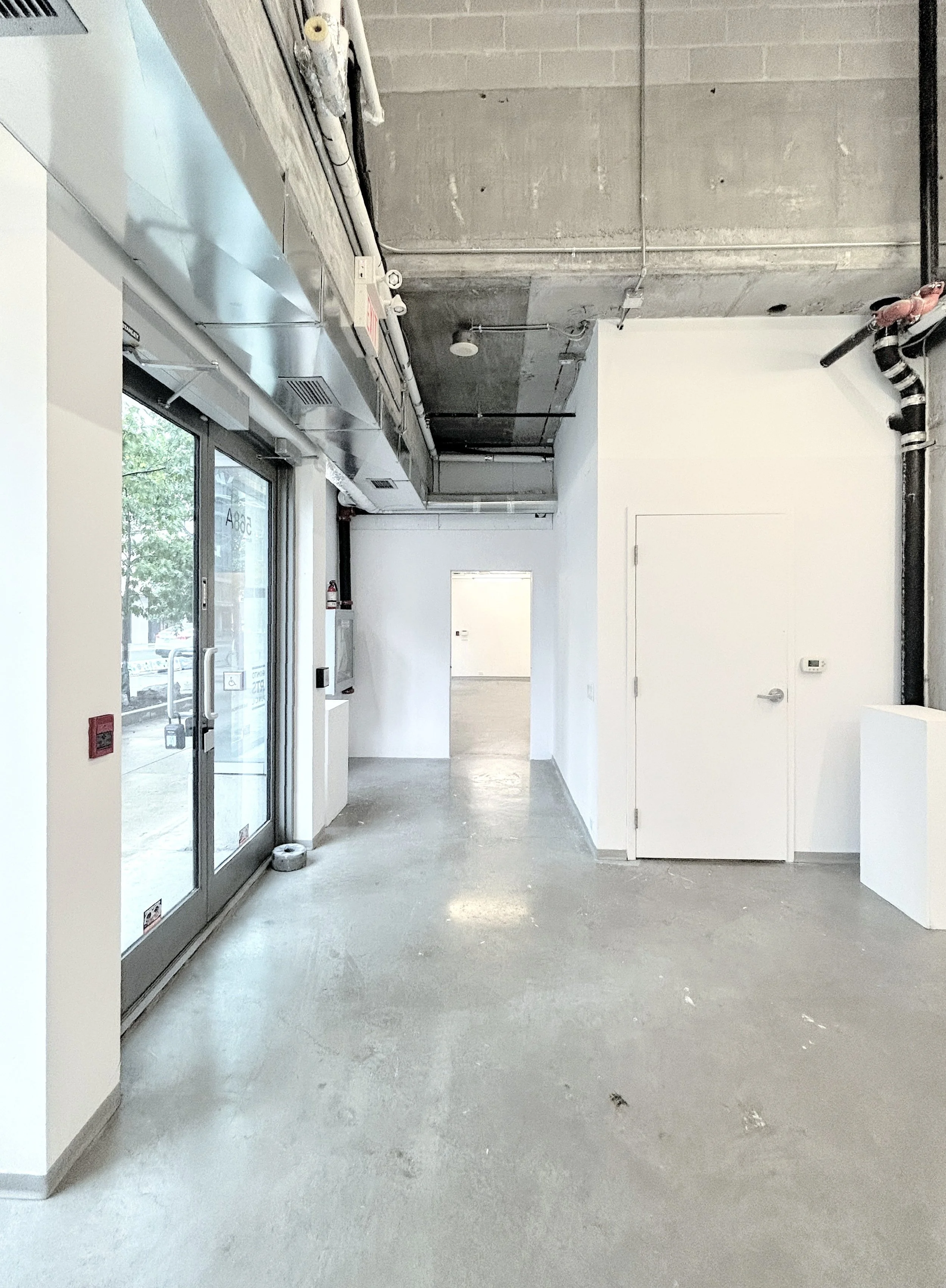 RG_GalleryA_StraightViewToGalleryB.jpg