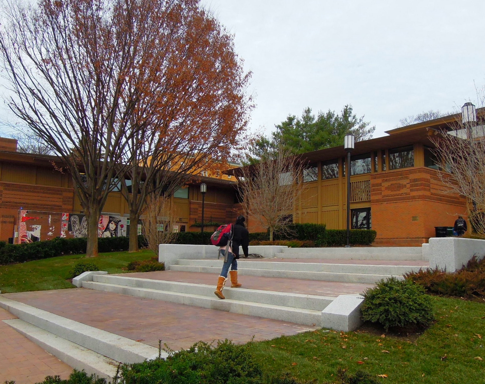   Tufts University &nbsp; &nbsp;&nbsp;   Mayer Campus Center 