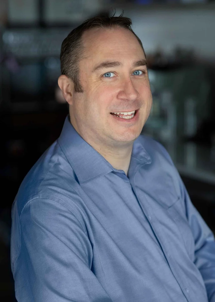 Justin Hunter, General Manager