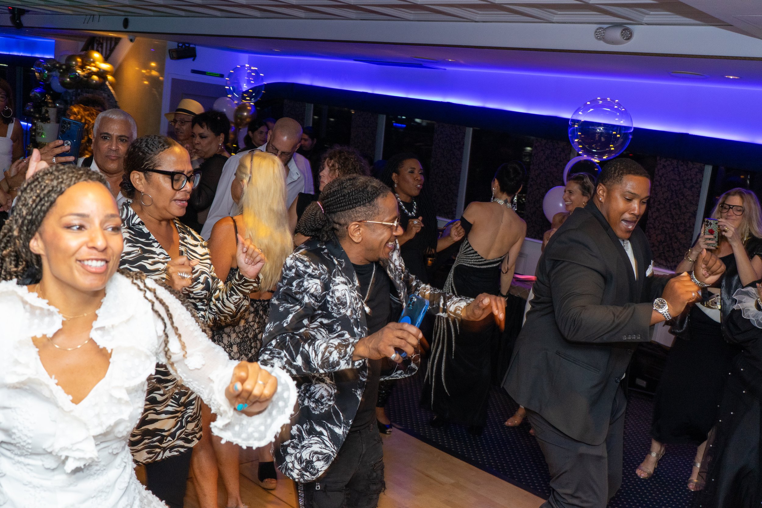 Gloria Gaynor 80th Birthday party-97.jpg