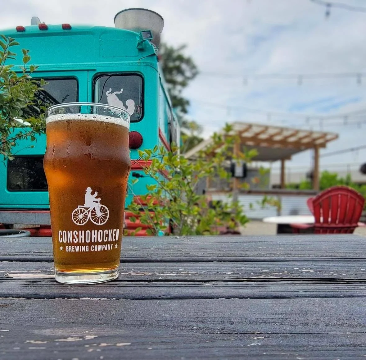Blue skies, crisp air, and beer garden hangs 🍂🍻 Nothing says fall like a pint of Festbier or Nightmare on East Elm Street. 

Find both on tap today at the PK&amp;T Beer Garden!