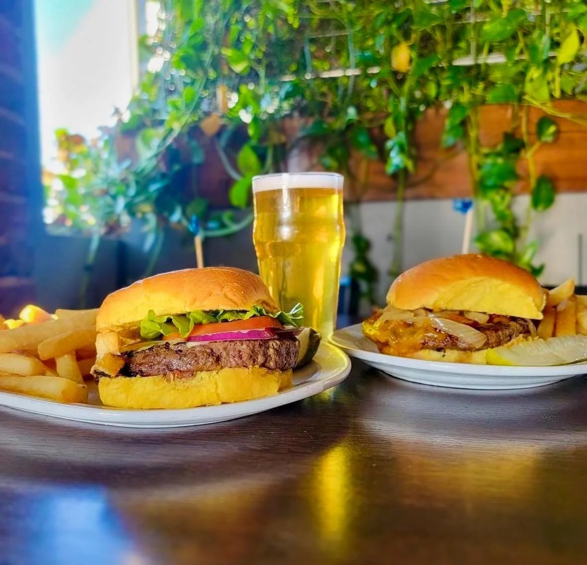 🍔 It&rsquo;s Burger Wednesday at Puddlers Kitchen &amp; Tap! 🍔

Get over here and treat yourself to our mouthwatering burgers at half the price. Pair it with a pint and you&rsquo;ve got the midweek pick-me-up you deserve! 🙌

*dine in only
