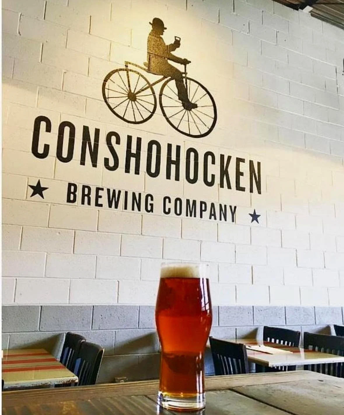 Cheers to an extra hour to drink Conshy beer! Swing by one of our spots today and make the most of the bonus time 🍻