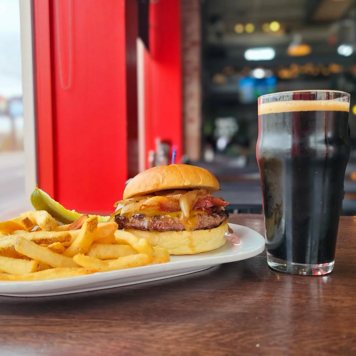 It&rsquo;s 𝐁𝐮𝐫𝐠𝐞𝐫 𝐖𝐞𝐝𝐧𝐞𝐬𝐝𝐚𝐲 at PK&amp;T 🍔🔥

Half-priced burgers all day &mdash; including the 𝐌𝐢𝐝𝐰𝐞𝐬𝐭𝐞𝐫𝐧 with maple beer sauce, beer-braised onions, cheddar, and bacon. Lunch or dinner, we&rsquo;ve got you. 🙌