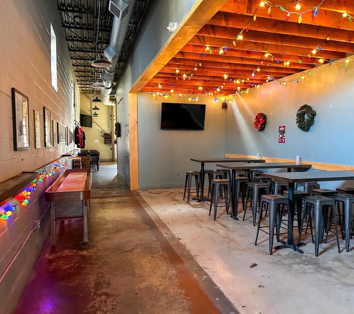 Holiday season is in full swing 🎄✨ and we still have dates available for your crew &mdash; work parties, family get-togethers, or that post-holiday hang you&rsquo;ve been meaning to plan. Book your celebration at any of our locations and let us hand