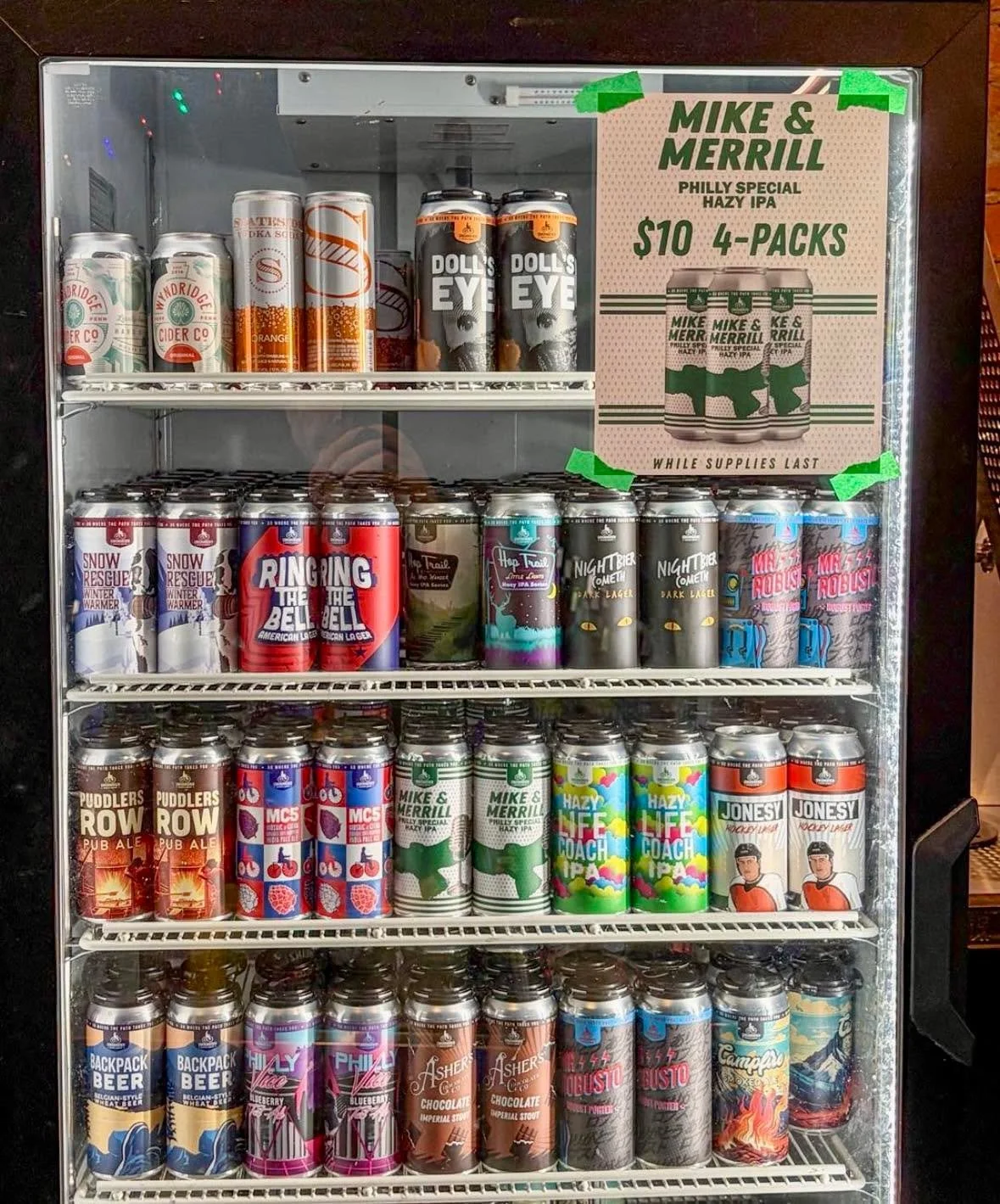 Big game plans? Don&rsquo;t forget the beer!!

Grab takeout beer today so you&rsquo;re set for tomorrow 🏈

And Mike &amp; Merrill 4-packs are just $10 while supplies last🍻

@conshohockenbrewingconshy 
@conshohockenbrewingkop 
@recroomphoenixville 
