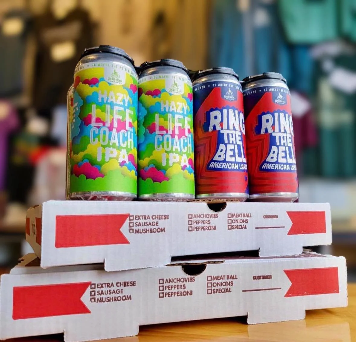 Fridays are for pizza and beer 🍕🍻 

Hit the link in bio to place your online takeout order or stop by!