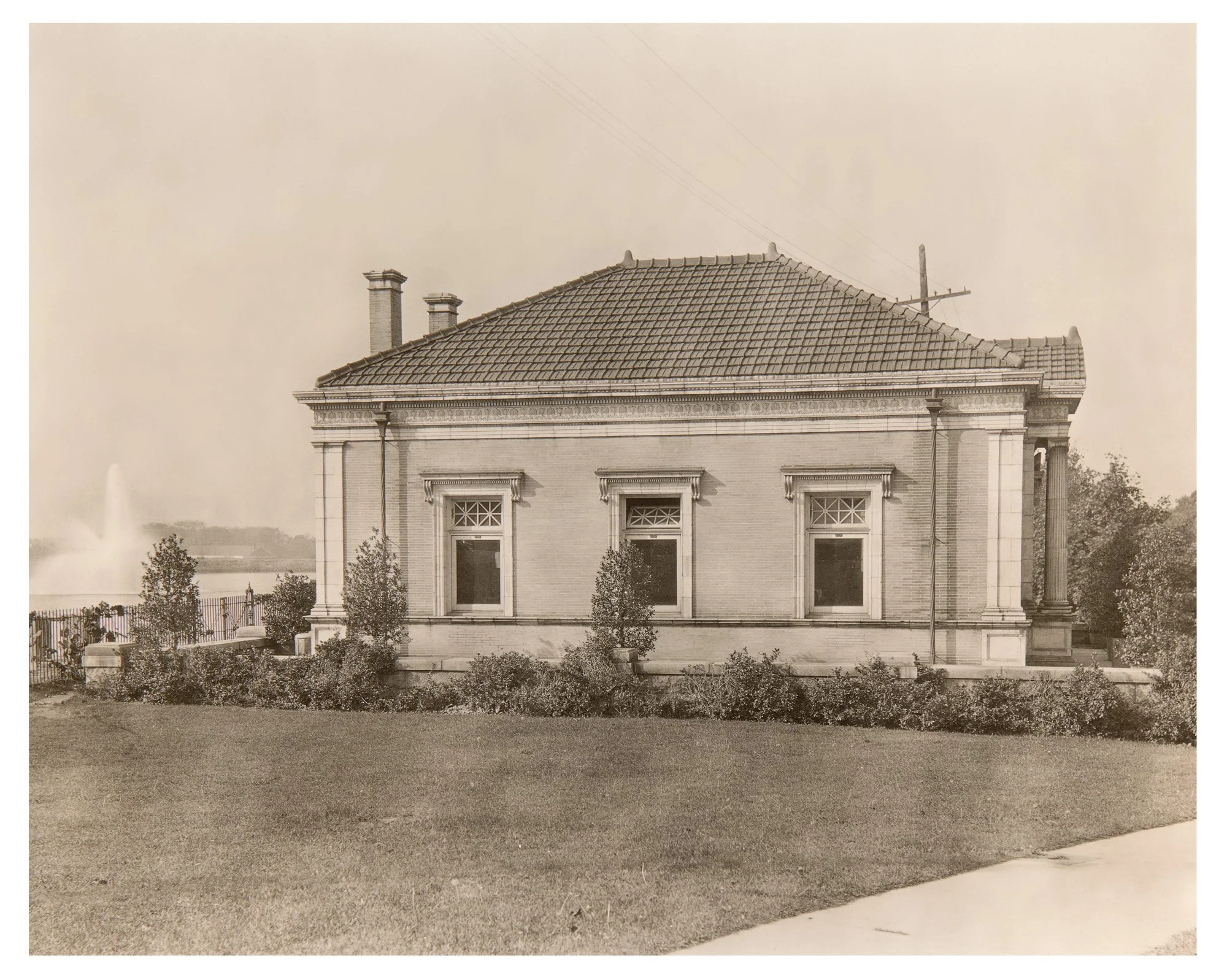 Gate House 2