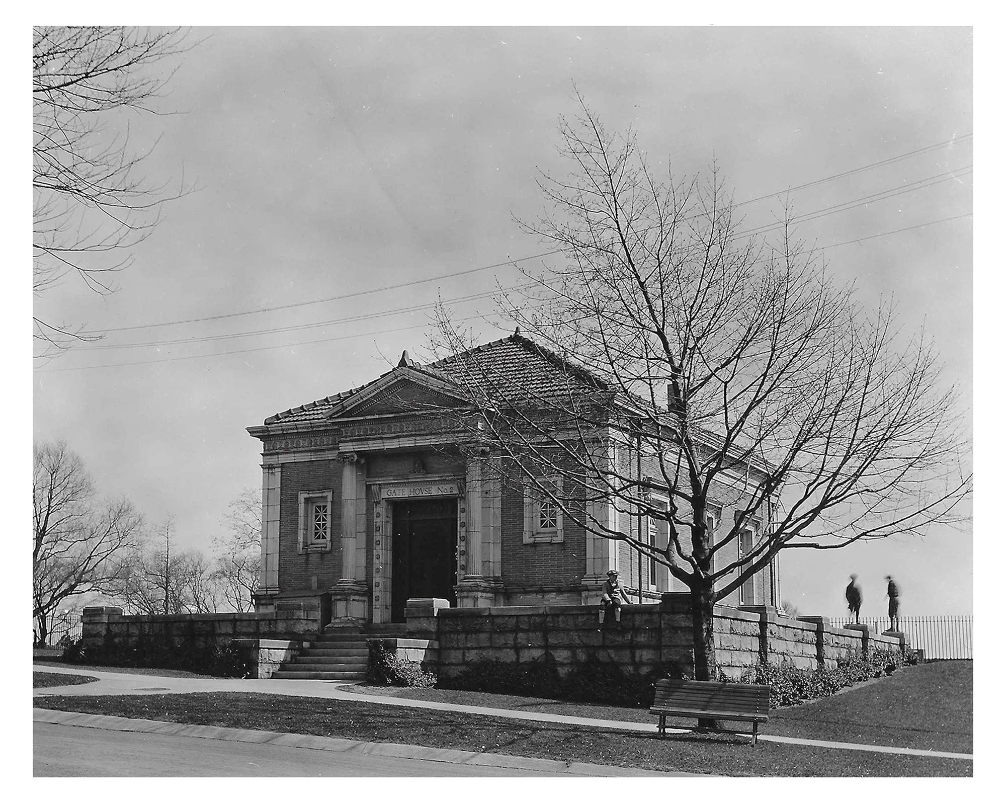 Gate House 2