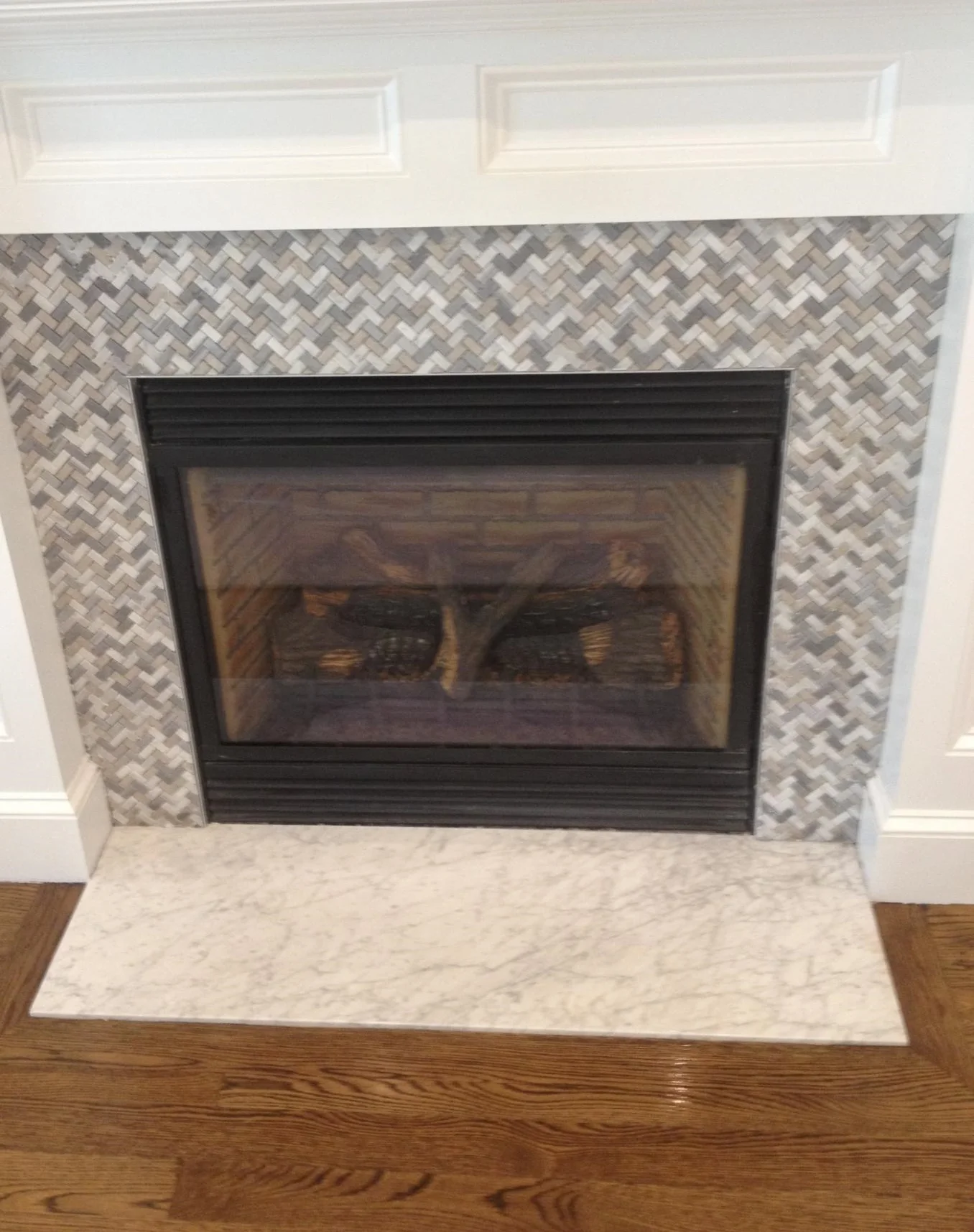 IMG_12531-mantle.jpg