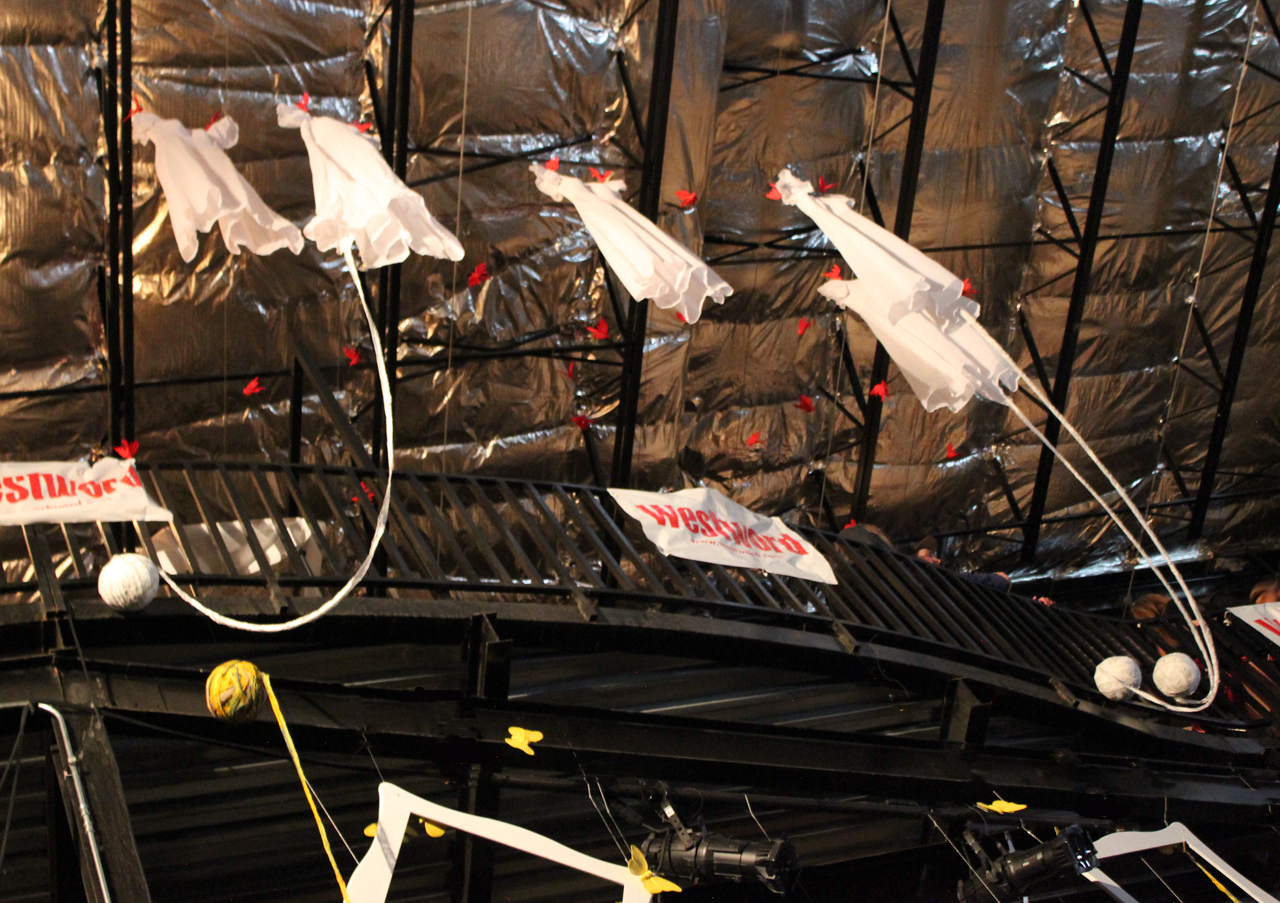 ARTOPIA INSTALLATION by Laura Phelps Rogers at artopia 2016 view5_lauraphelpsrogers.jpg