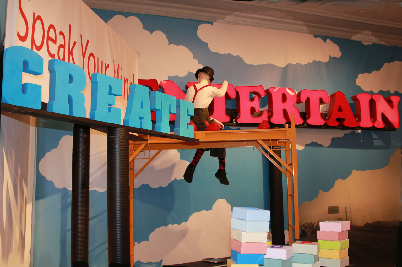 banner and large scale graphics ENTERTAIN installation_laura phelps rogers.jpg
