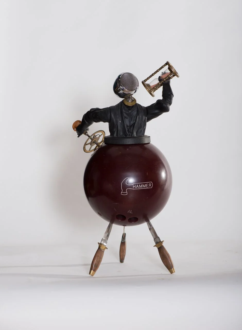 Cutting Edge of Time