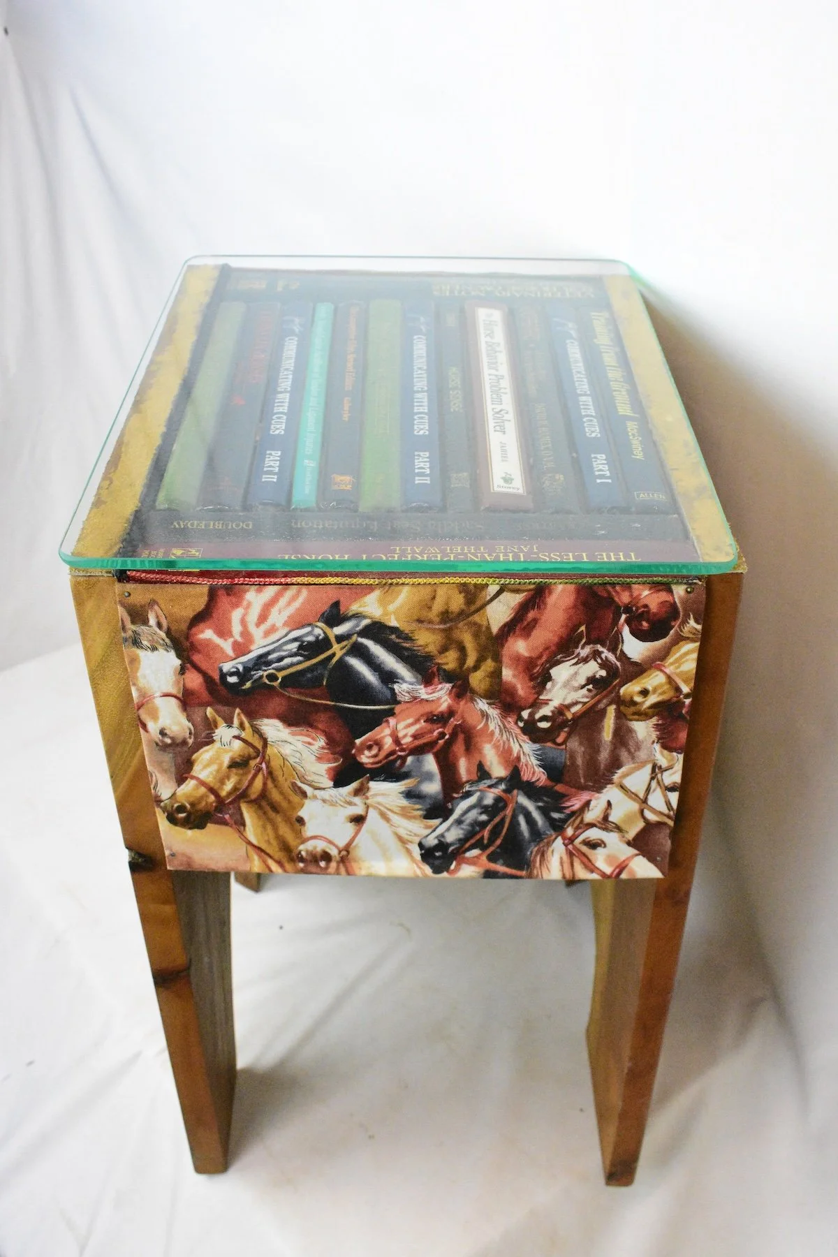 Stable Table w: glass.JPG