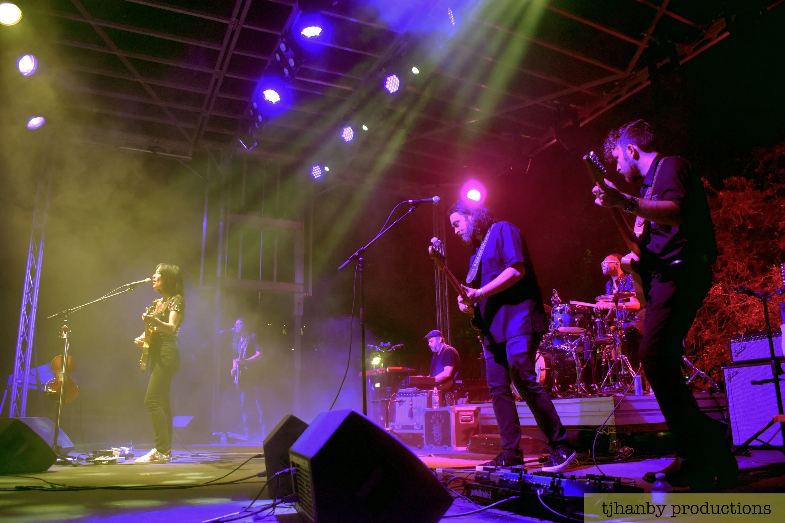 AmandaShiresBand_Inthecolors_2018Tangledstringmusicfest.jpg