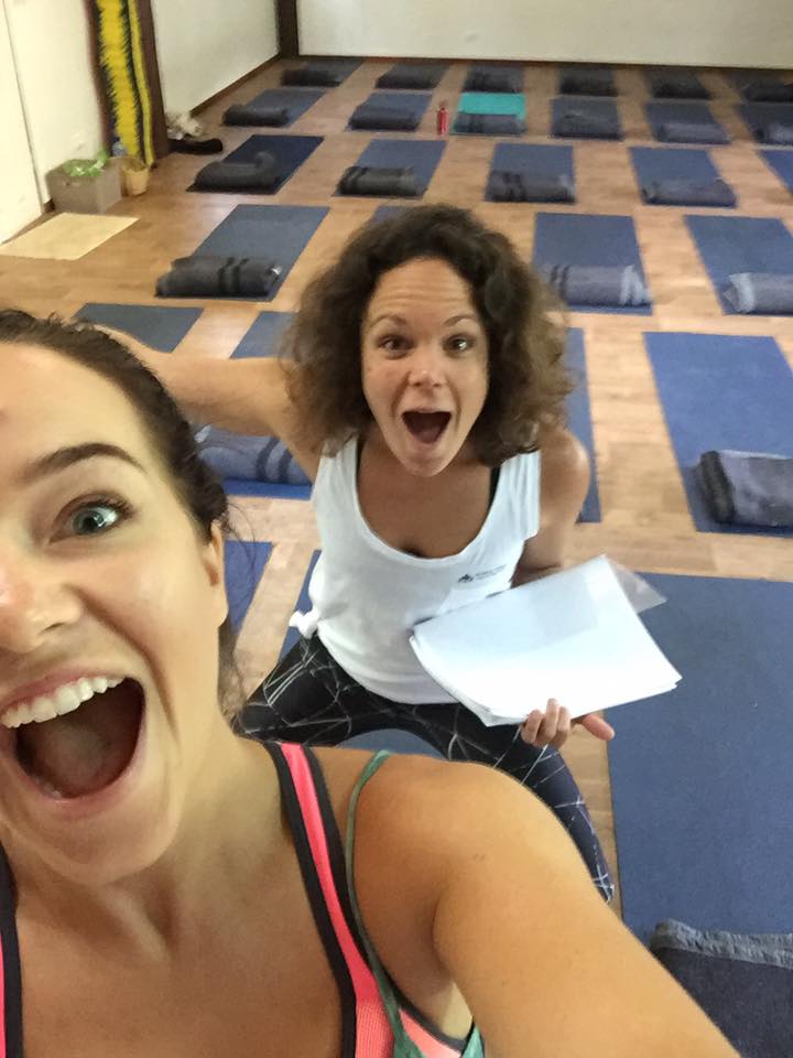 Excited yogis before teaching vinyasa flow!