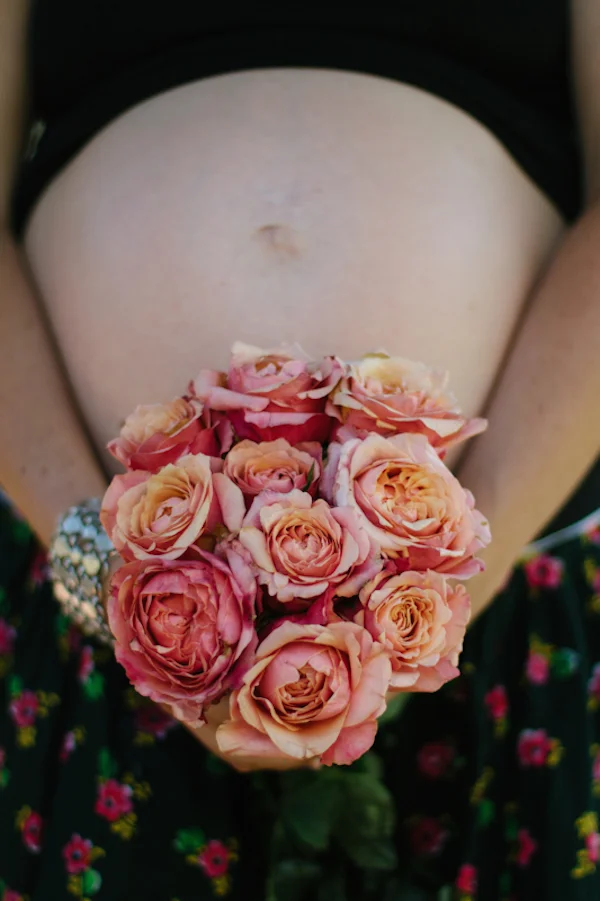 Belly pregnancy 3 (resized).jpg