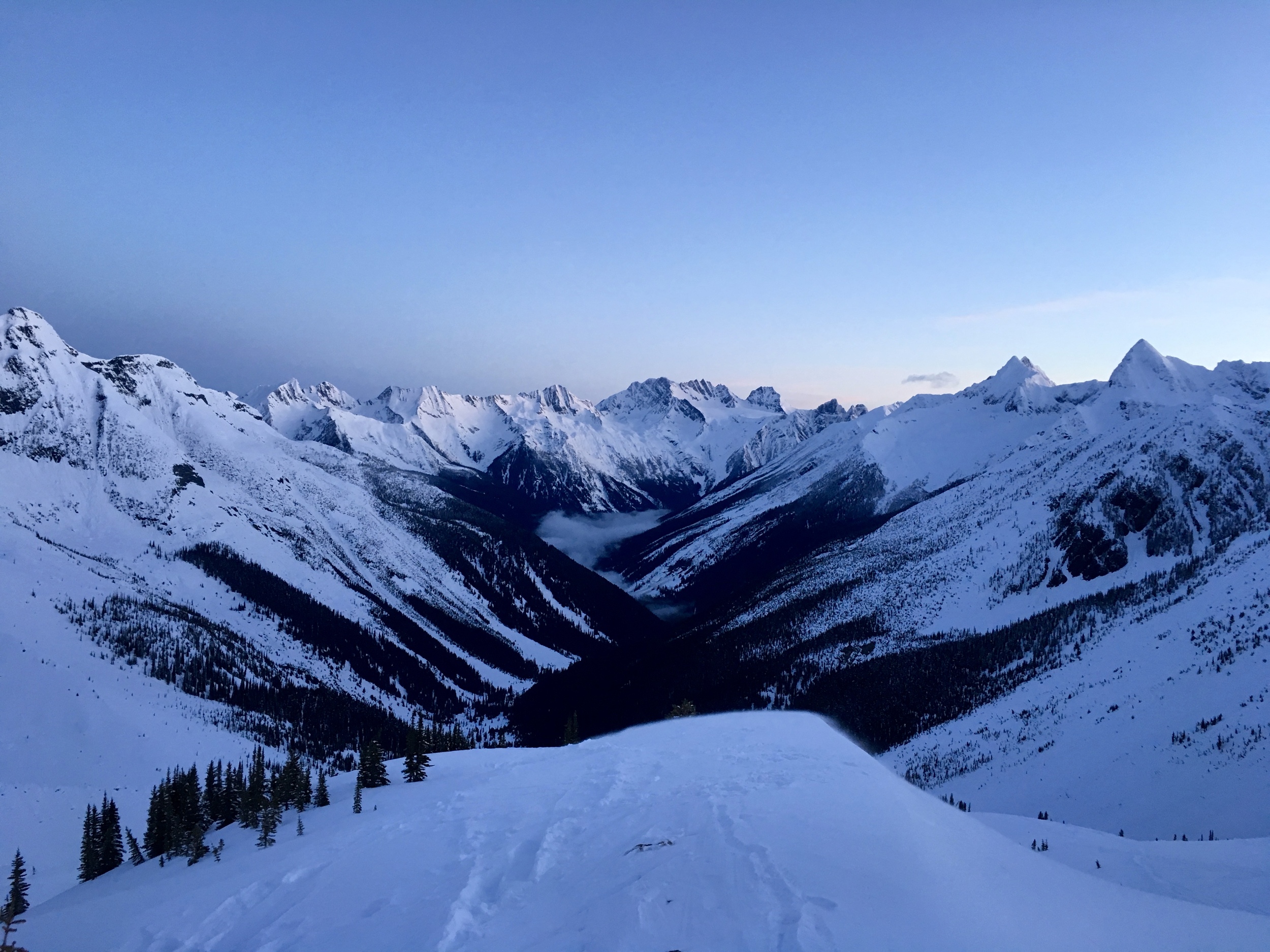 Asulkan Valley sunrise Photo: Zach