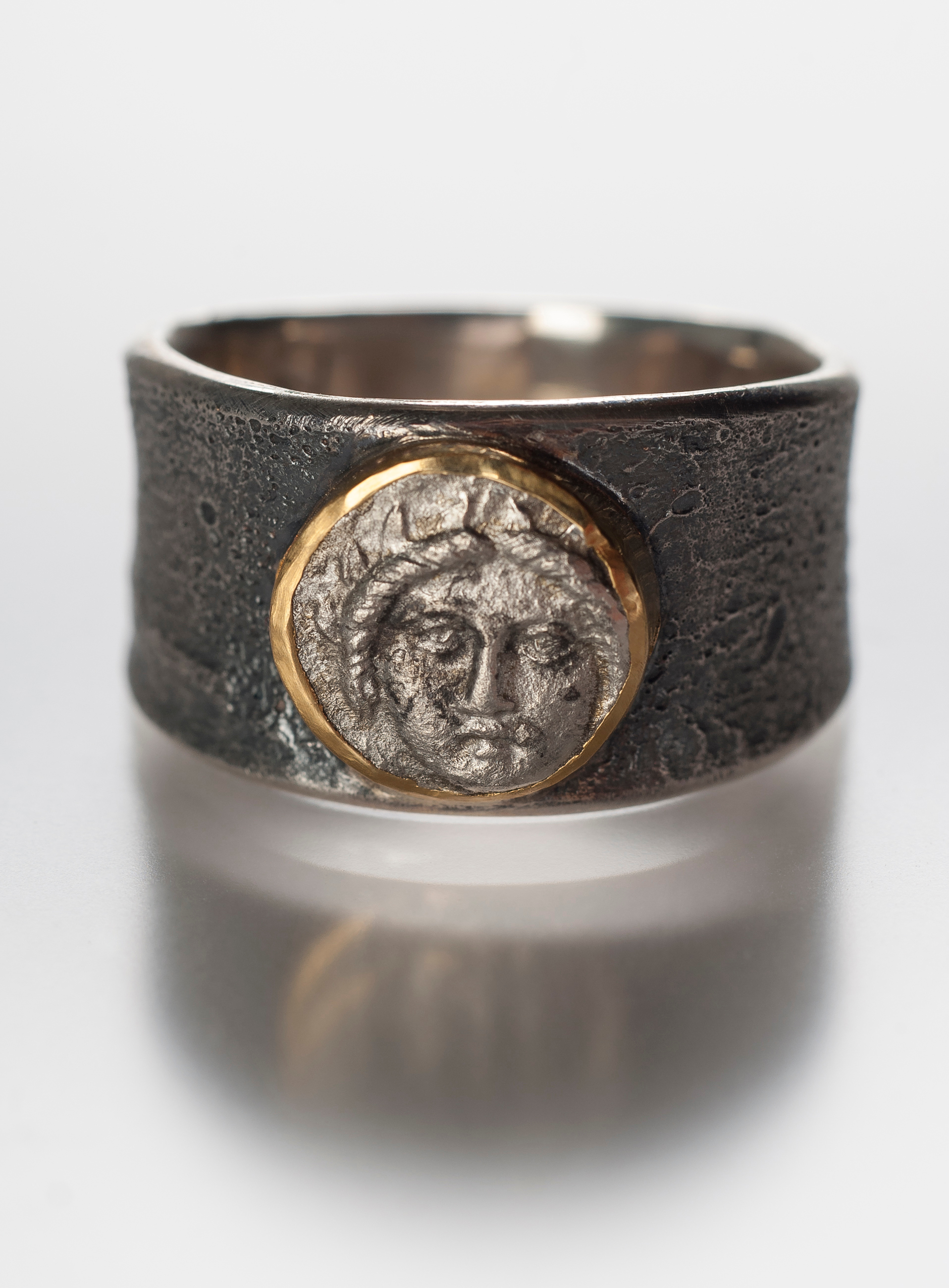 Apollo Ring