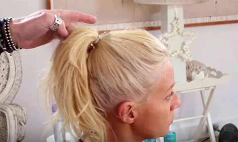 Hair How To: The Messy Ponytail