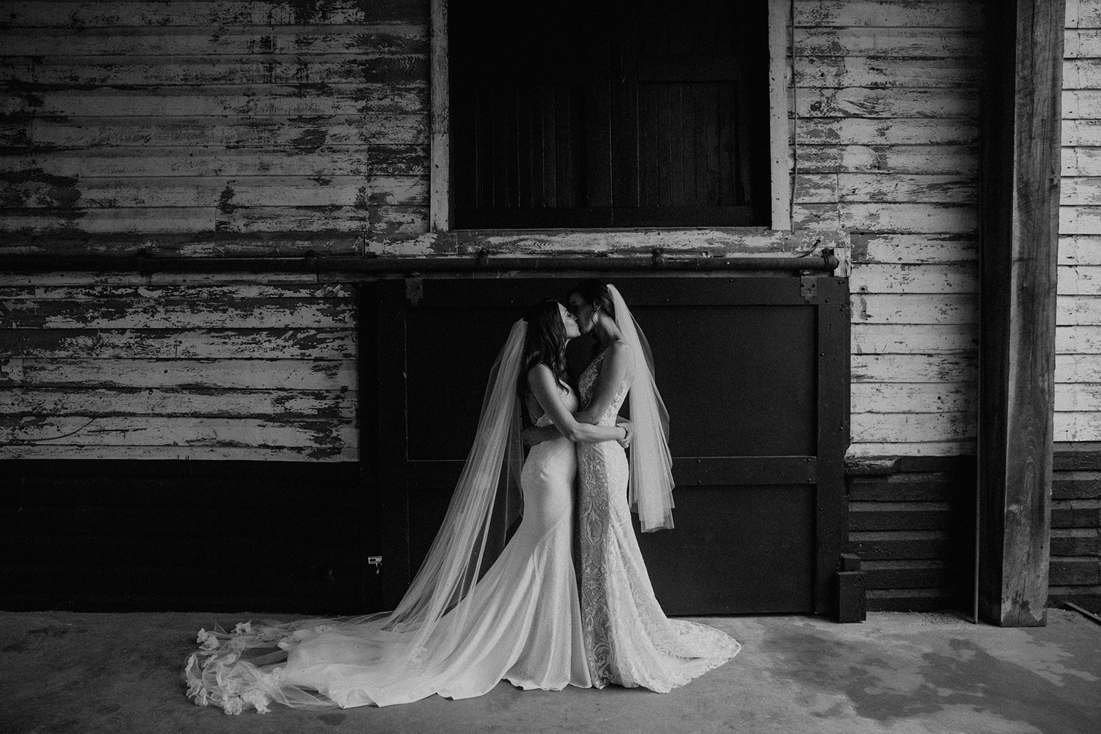 WmHBuckleyFarmWedding_ChelseyAlyssa_TowardsTheMoon-12.jpg