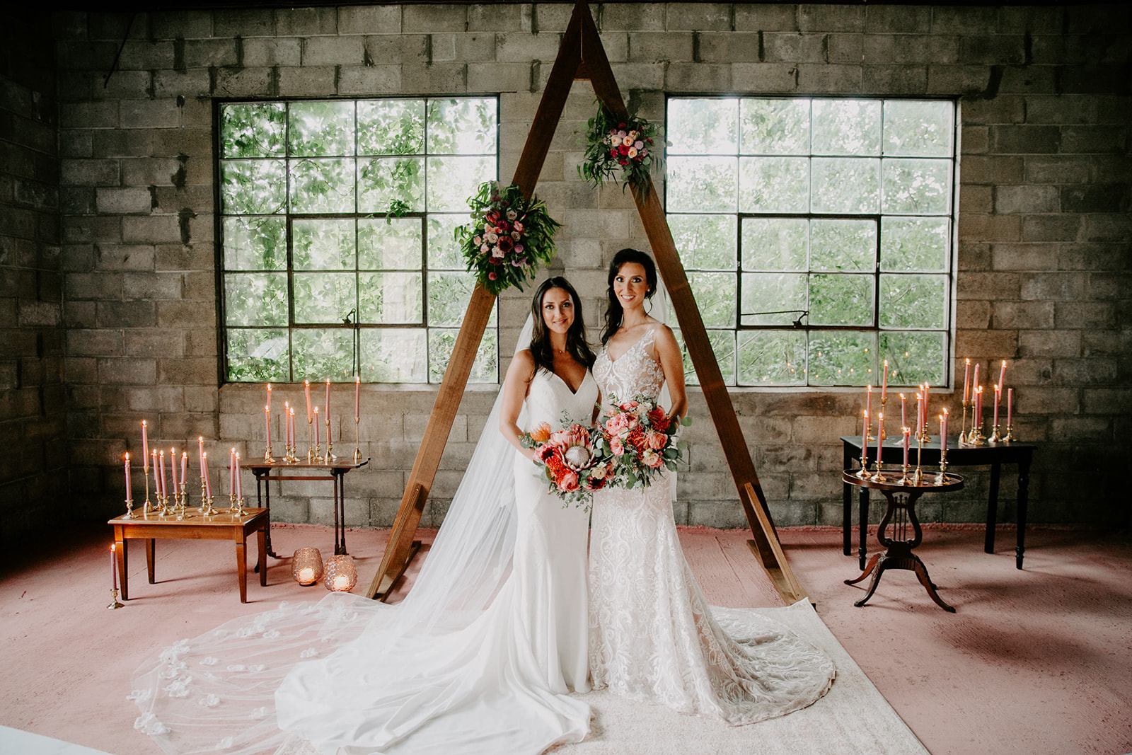 WmHBuckleyFarmWedding_AlyssaChelsey_Portraits-4.jpg