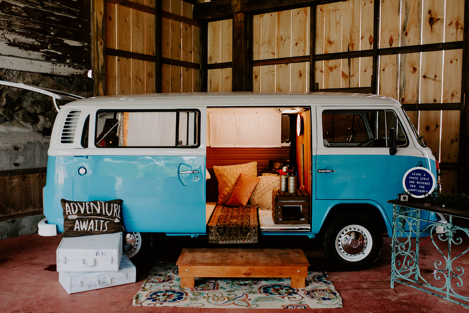 WmHBuckleyFarmWedding_AlyssaChelsey_Styling-26.jpg
