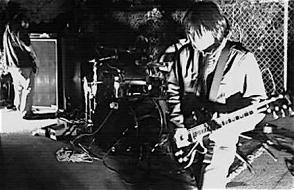 1934290_585560729477_404_n.jpg