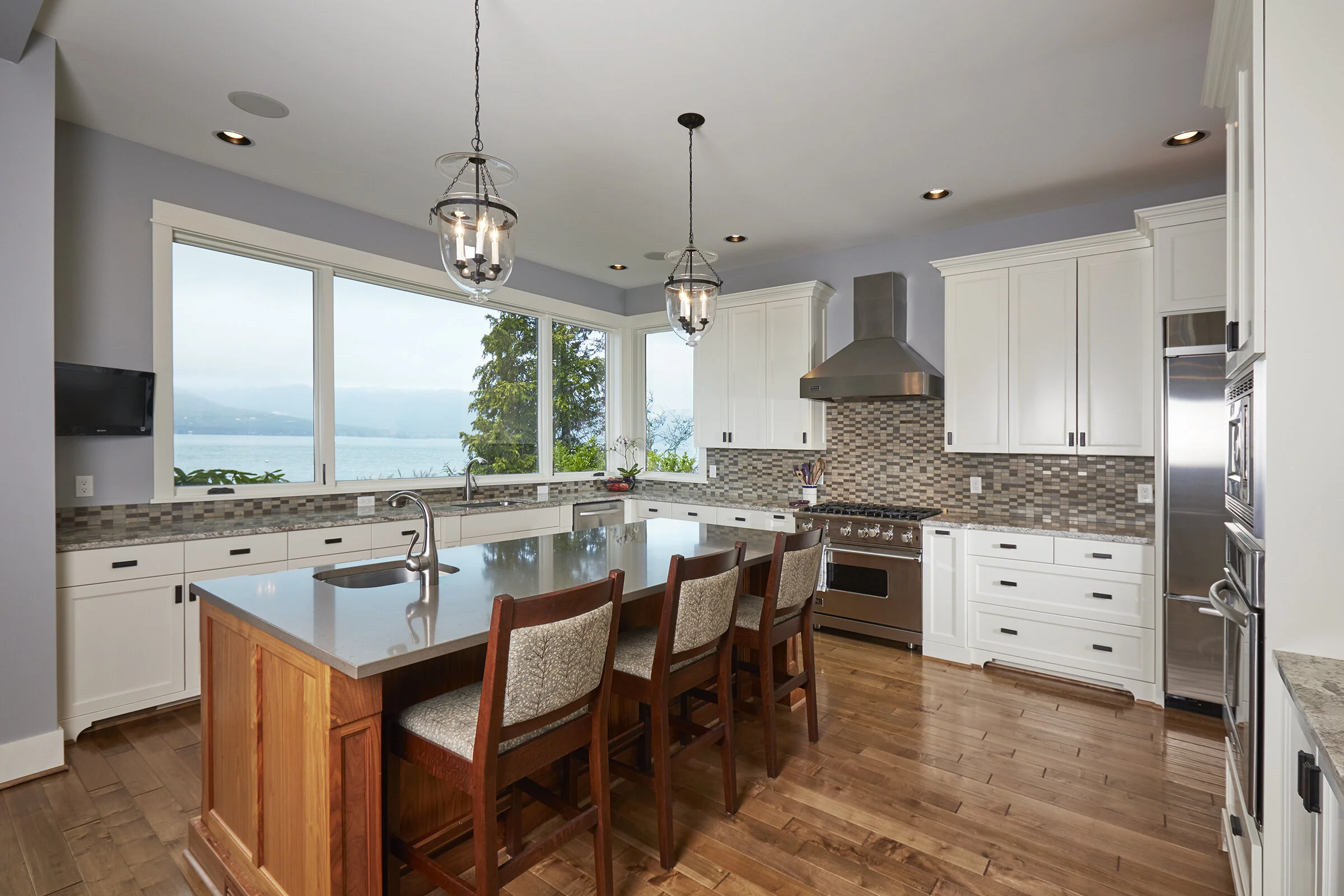 kitchen2.jpg