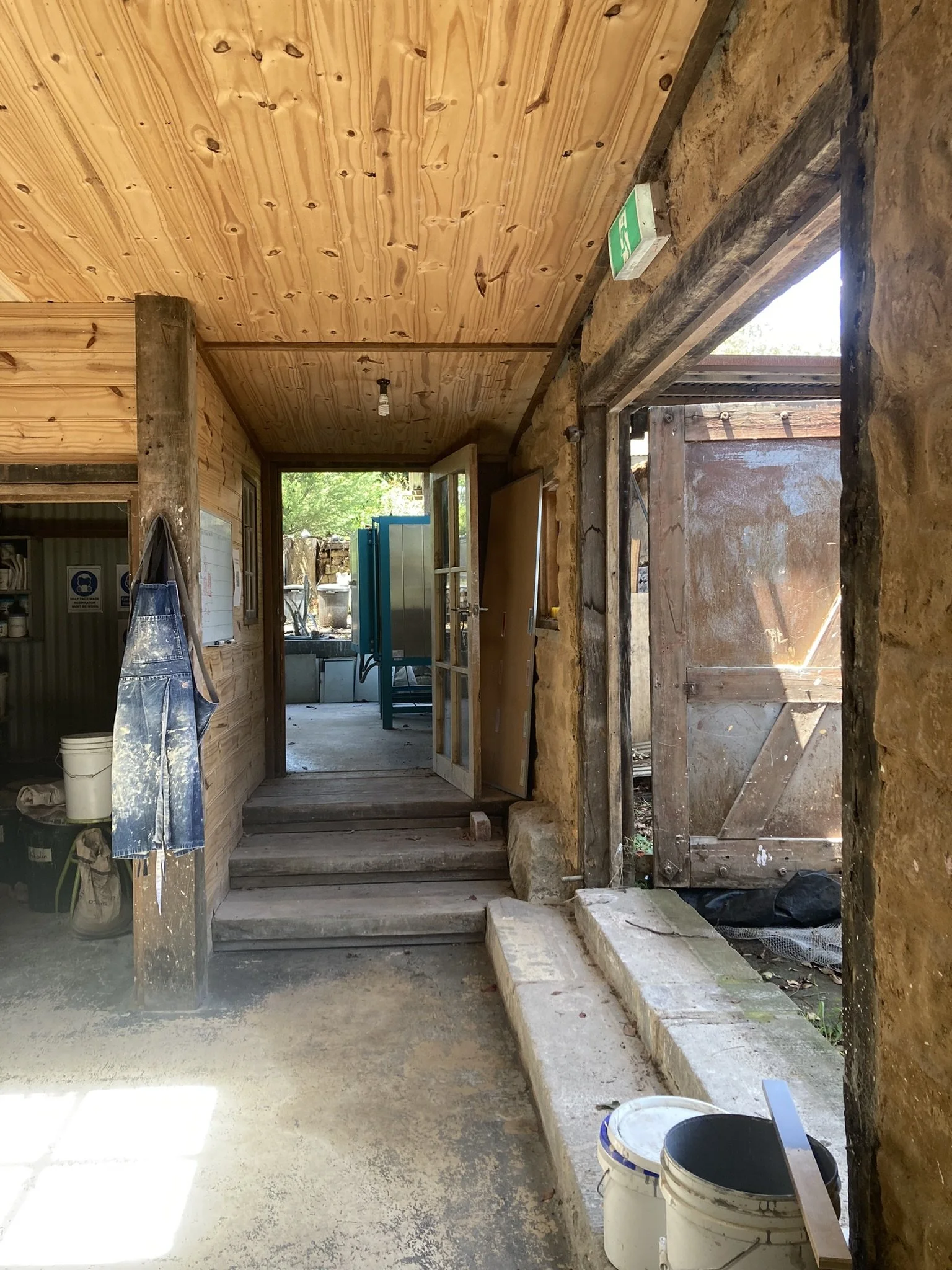 CLAY TALK CERAMIC CENTRE — Montsalvat