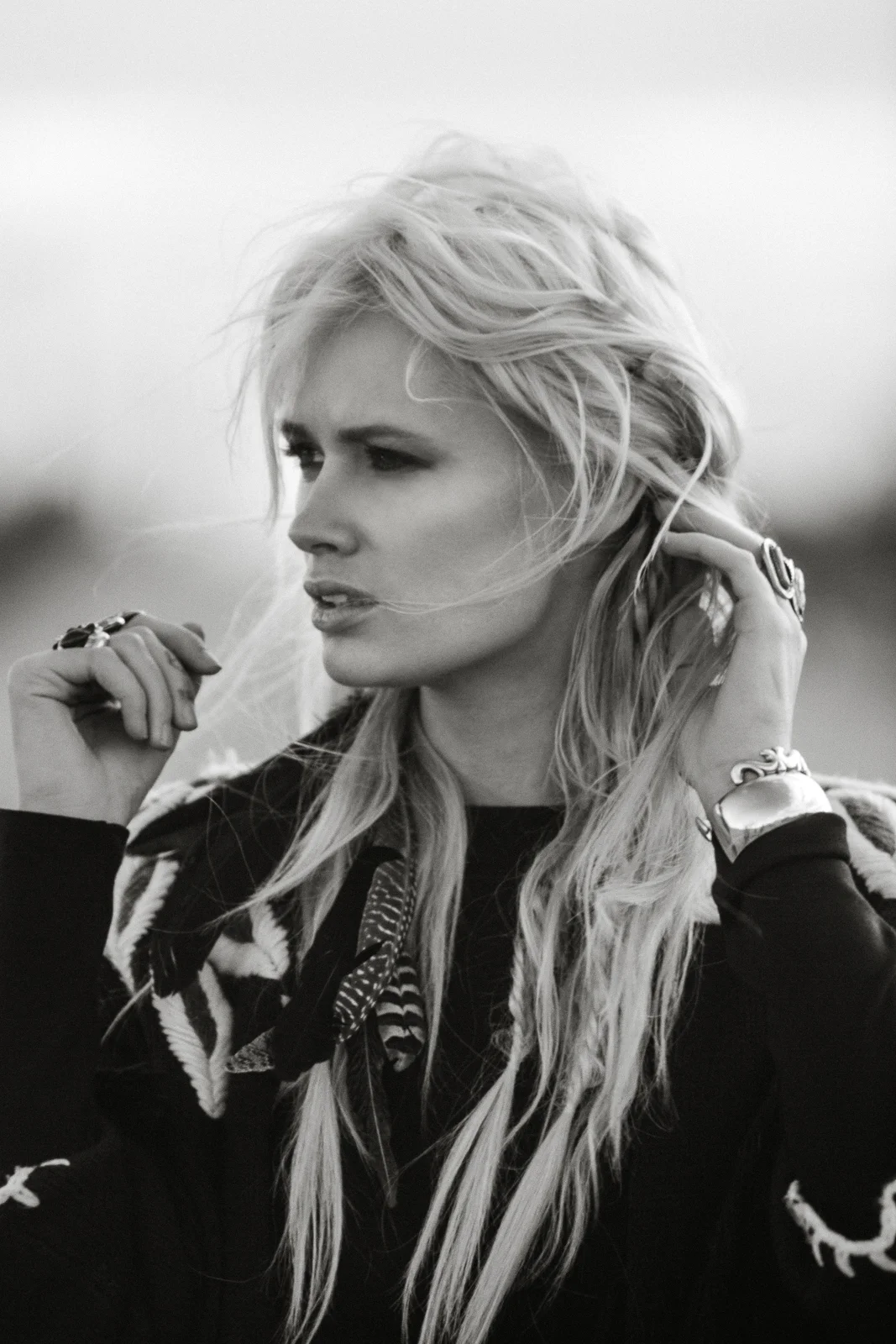 Unknown Legend x LastDaze feat. Lauren Bennett