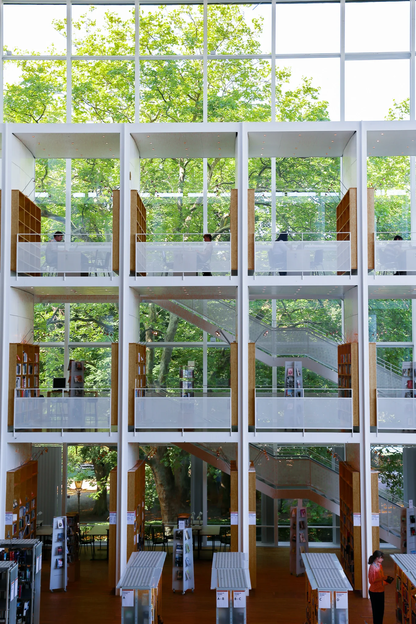 Stadsbibliotek_small.jpg