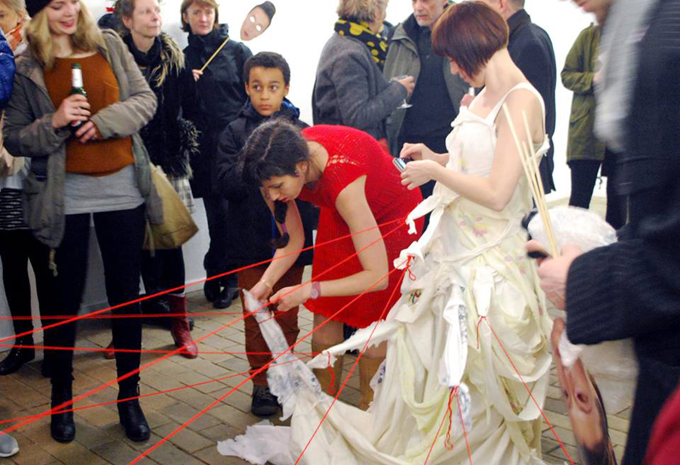 Interactive performance by Adi Liraz & Sanija Kulenovic GDW, Bremen 2014 Photo by: Mari Poller