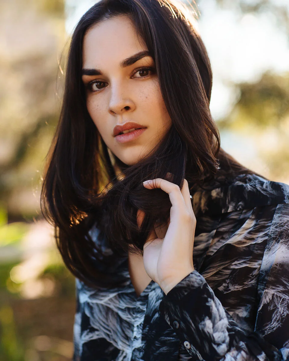 Brisbane Australia Fashion Photographer Stacey Russell || Professional Fashion Photography Modelling Photoshoot || Beautiful model portfolio headshot of girl long brunette hair (Copy)