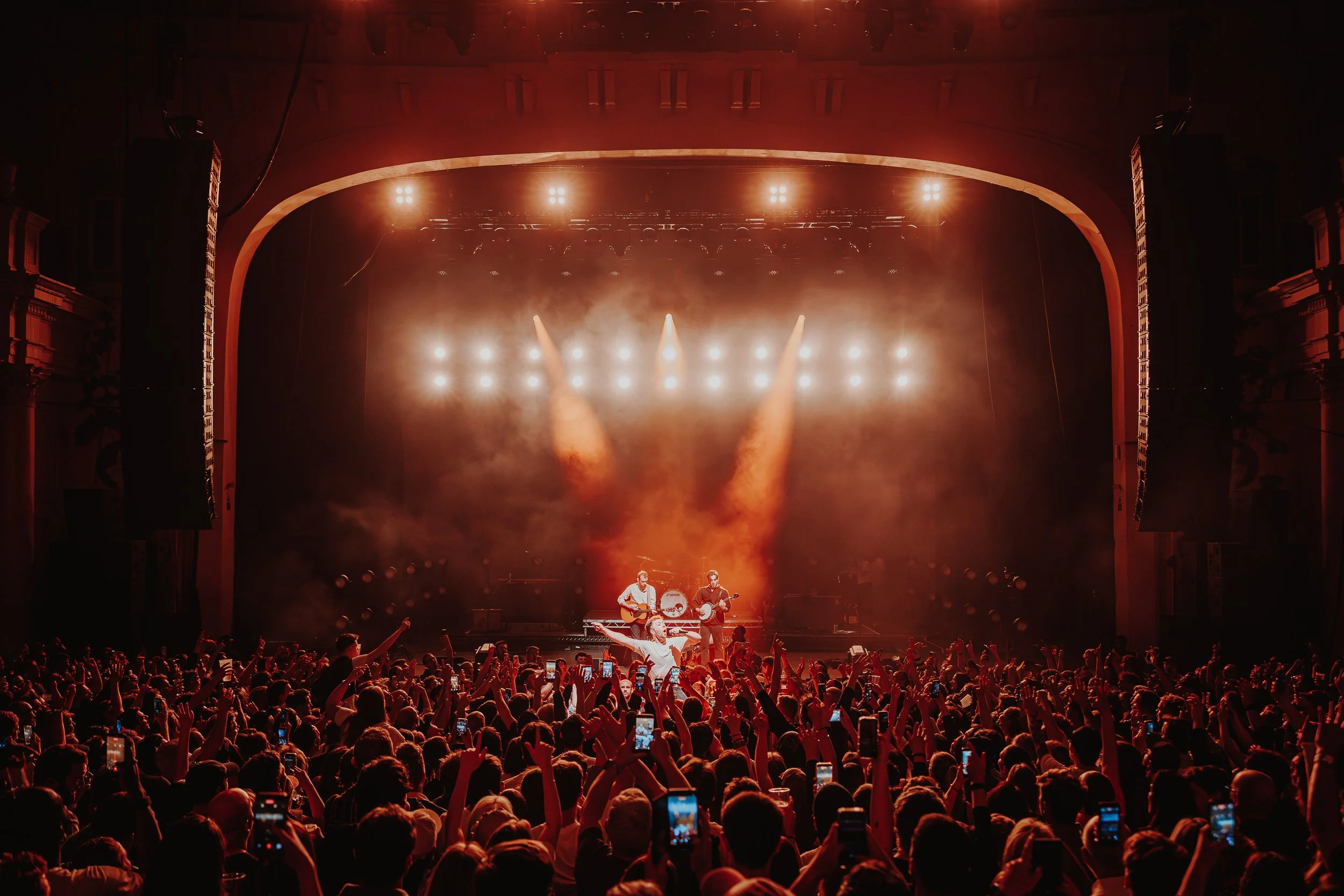 Ed Warren - Kingfishr - Brixton Academy - 20th May 2026 by Luke Dyson - LD3_1035.jpg