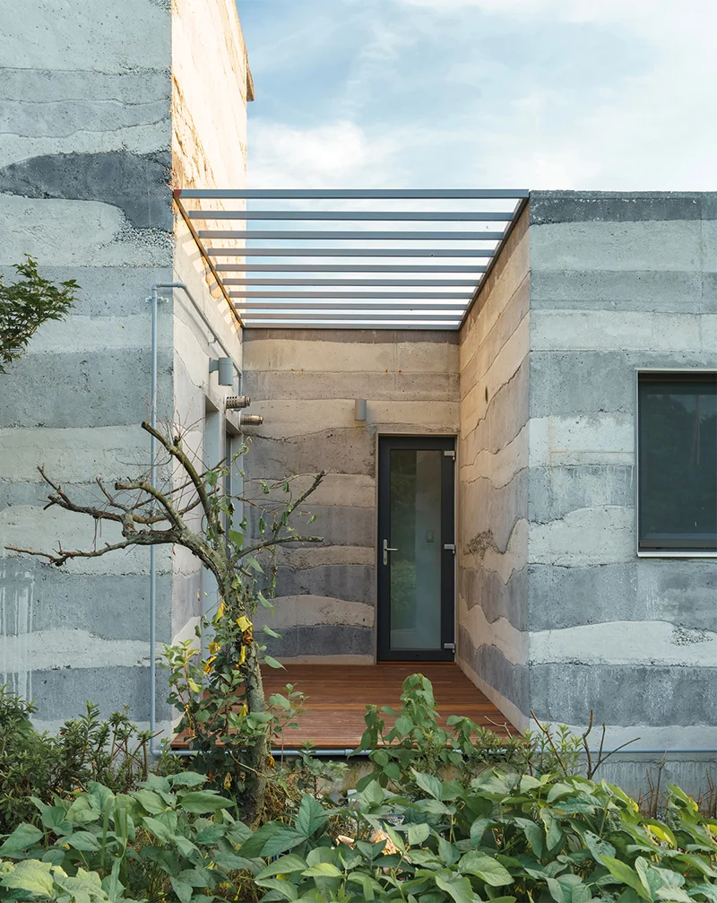 stratum house_01.jpg