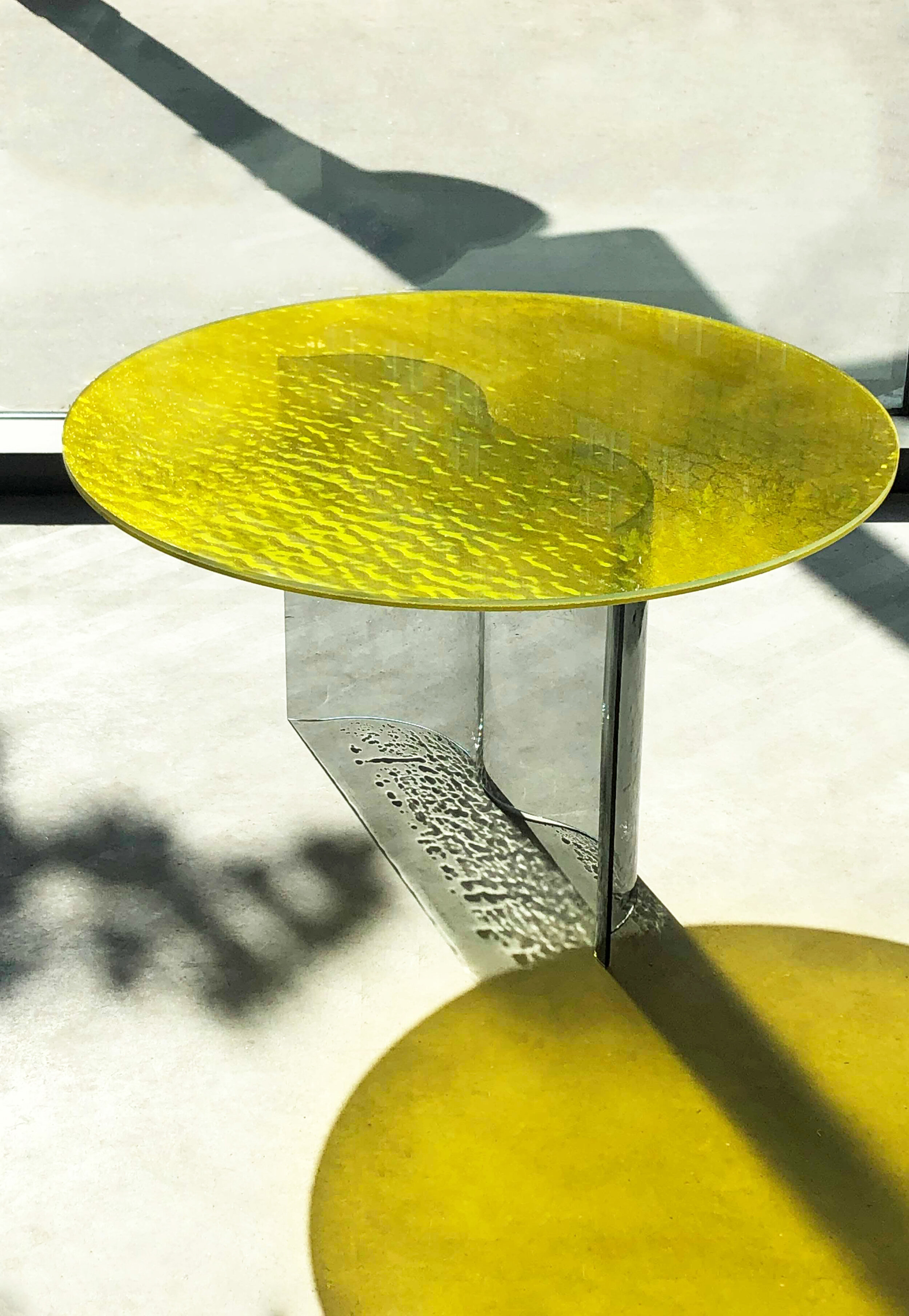 Table jaune 1.7 .jpg