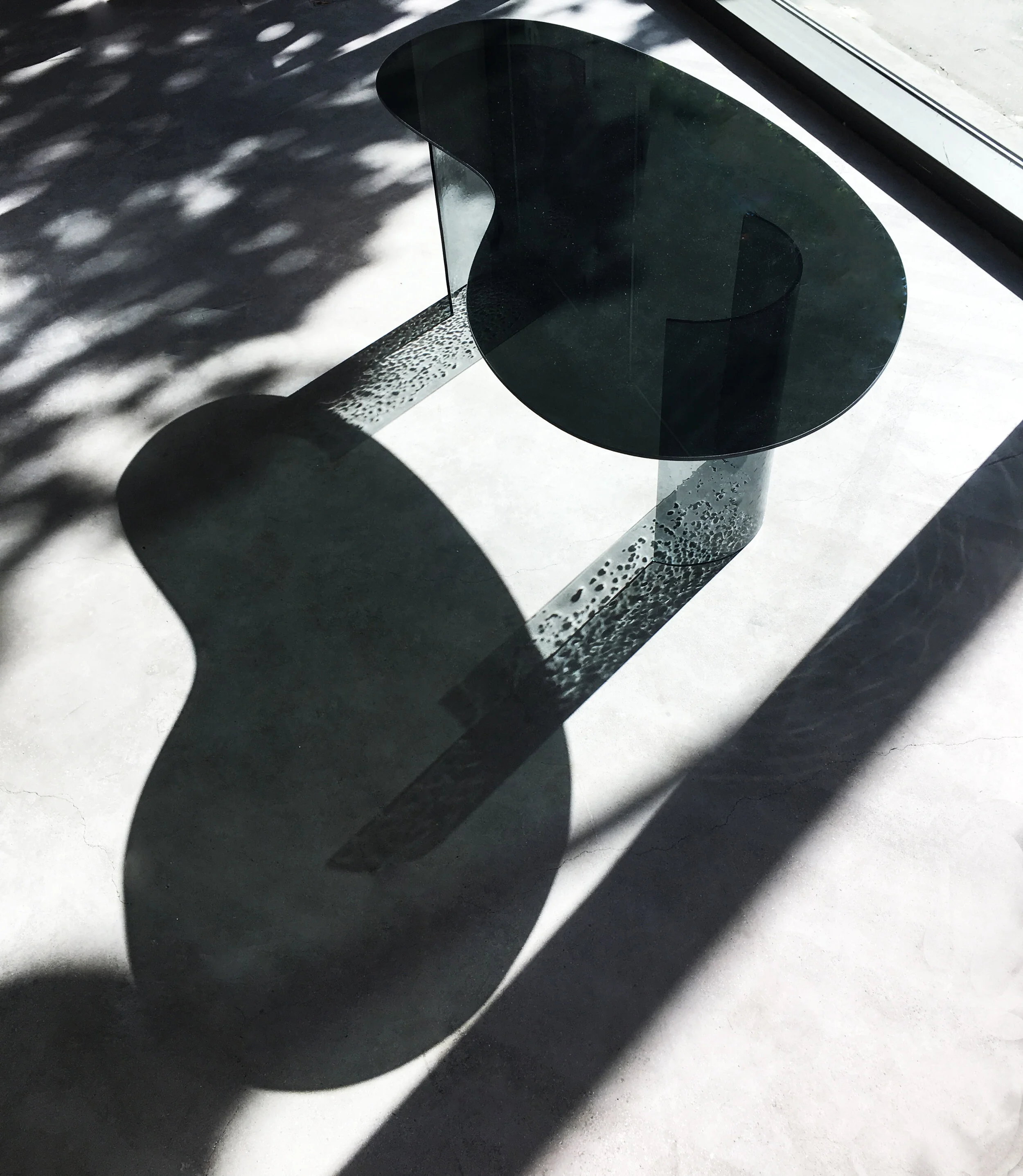 Table noir 1.4.jpg