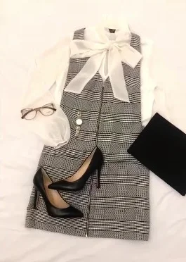 work wear vid_Moment.jpg