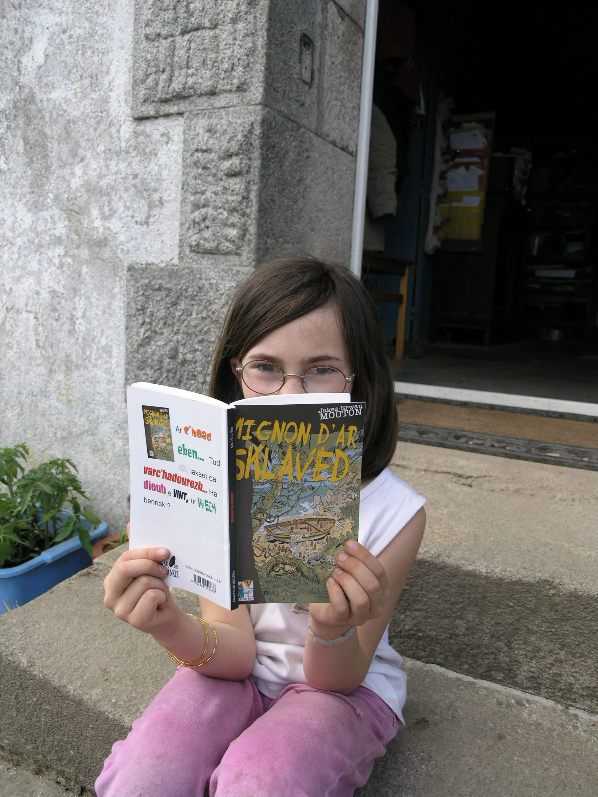 Benefits of Bilingualism