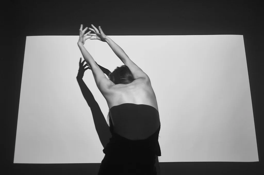 Contemporary Classes for Professional Dancers // Peridance NYC