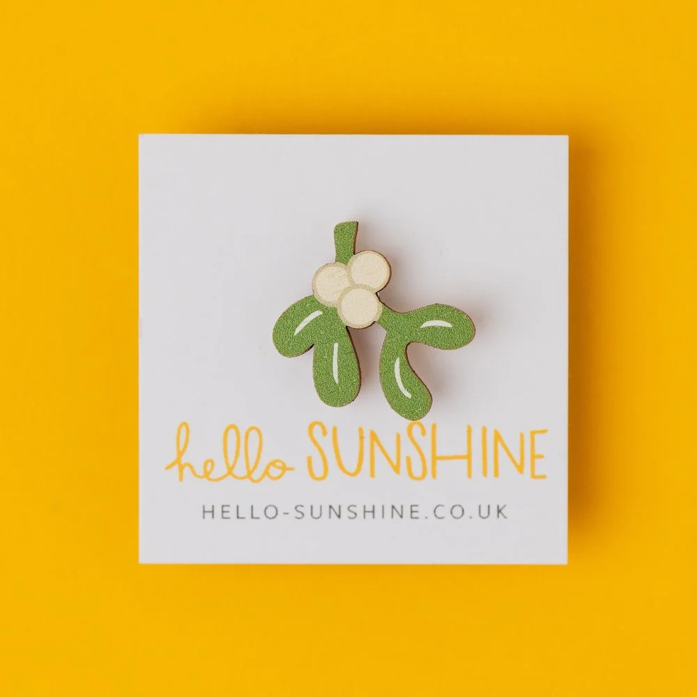 MISTLETOE LAPEL PIN