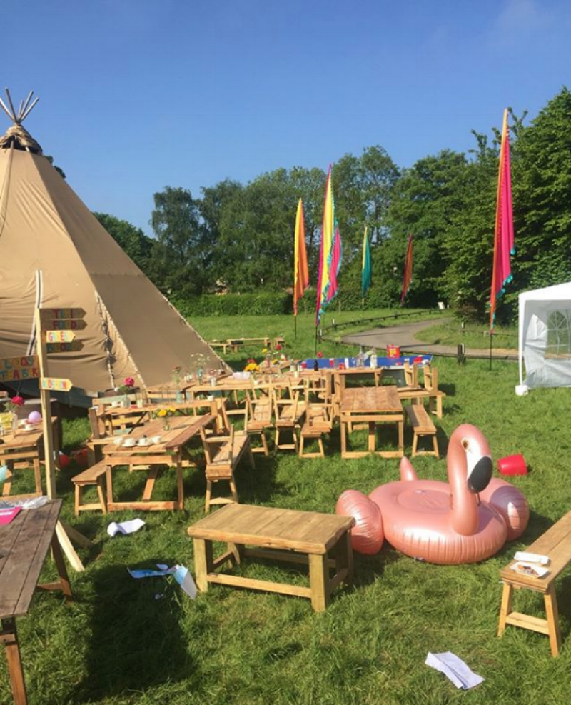 @kookevents ...And this is why people book me to clear up their wedding the following day! Alongside @cambridge_tent_company taking down the fabulous tipi, we spent the day clearing up the festivities! Several bin bags of rubbish and recycling, lots of boxing up decorations, many sinks-worth of washing up and less than 6 hours later... the carnage was gone and all that was left was an empty field - result!