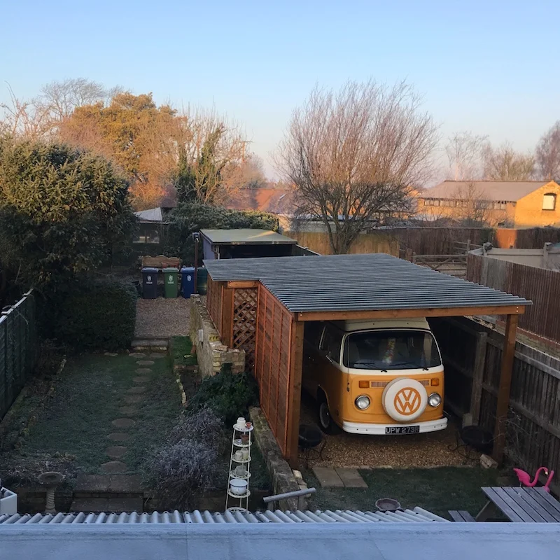 Frosty mornings overlooking Buddy’s newly painted shed ❄️