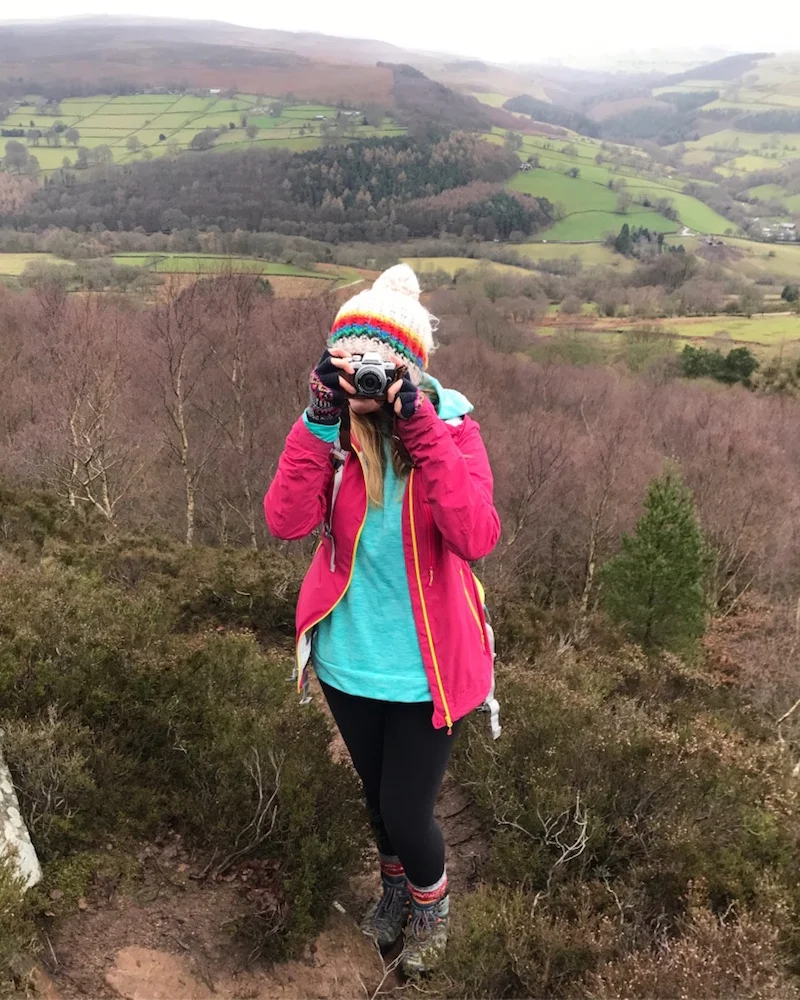 The view’s behind you, d*ckhead!