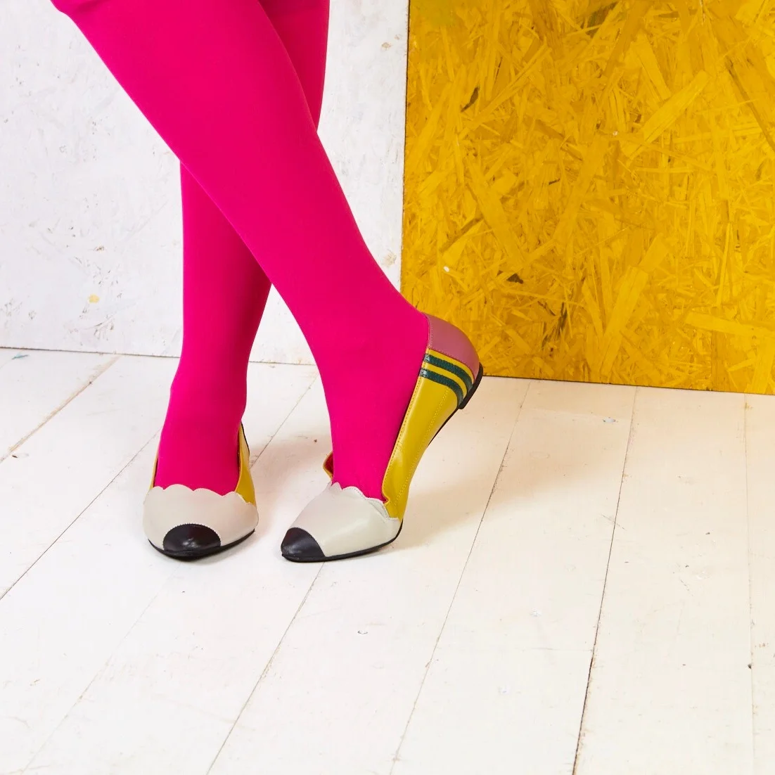 You know what time it is when the pencil shoes come out… Portrait time!
