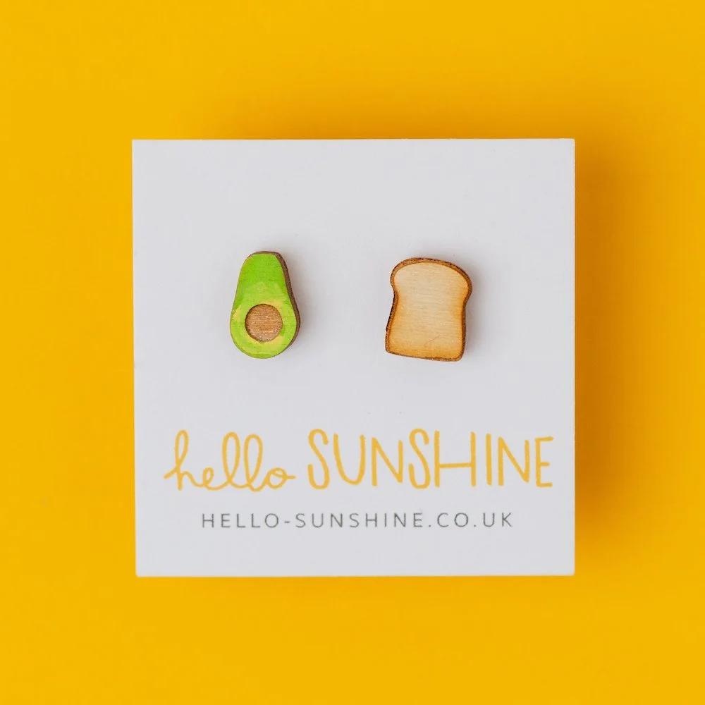AVOCADO STUD EARRINGS WITH TOAST