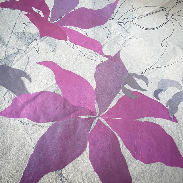 Starting a new commission. Love how this fabric changes its tone when seen from different angles. #textileart #artcommission #colourshifters #beautifulfabrics